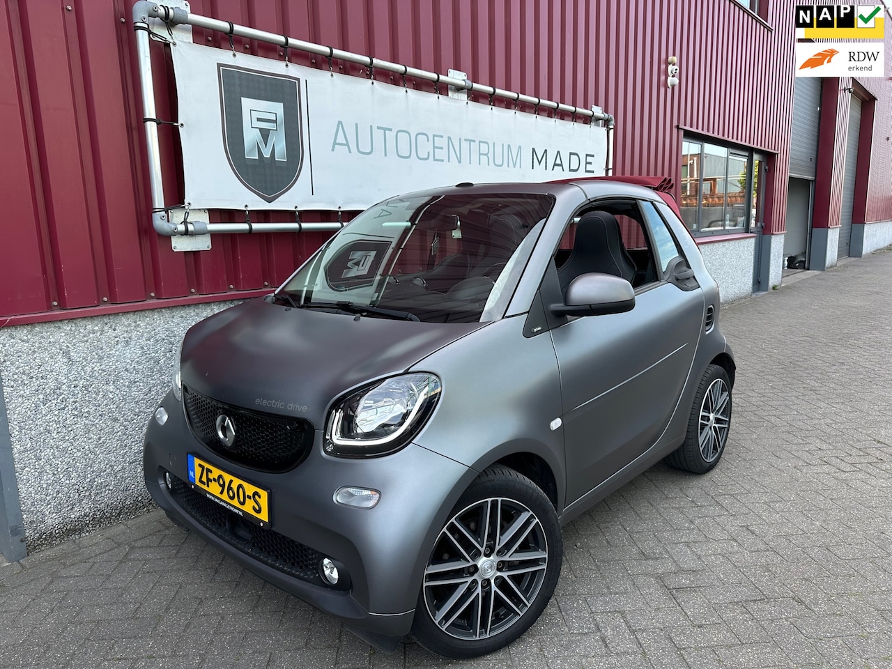 Smart Fortwo cabrio - Electric drive pure 18 kWh // Automaat // Navi // Pano.dak // Cruise control - AutoWereld.nl