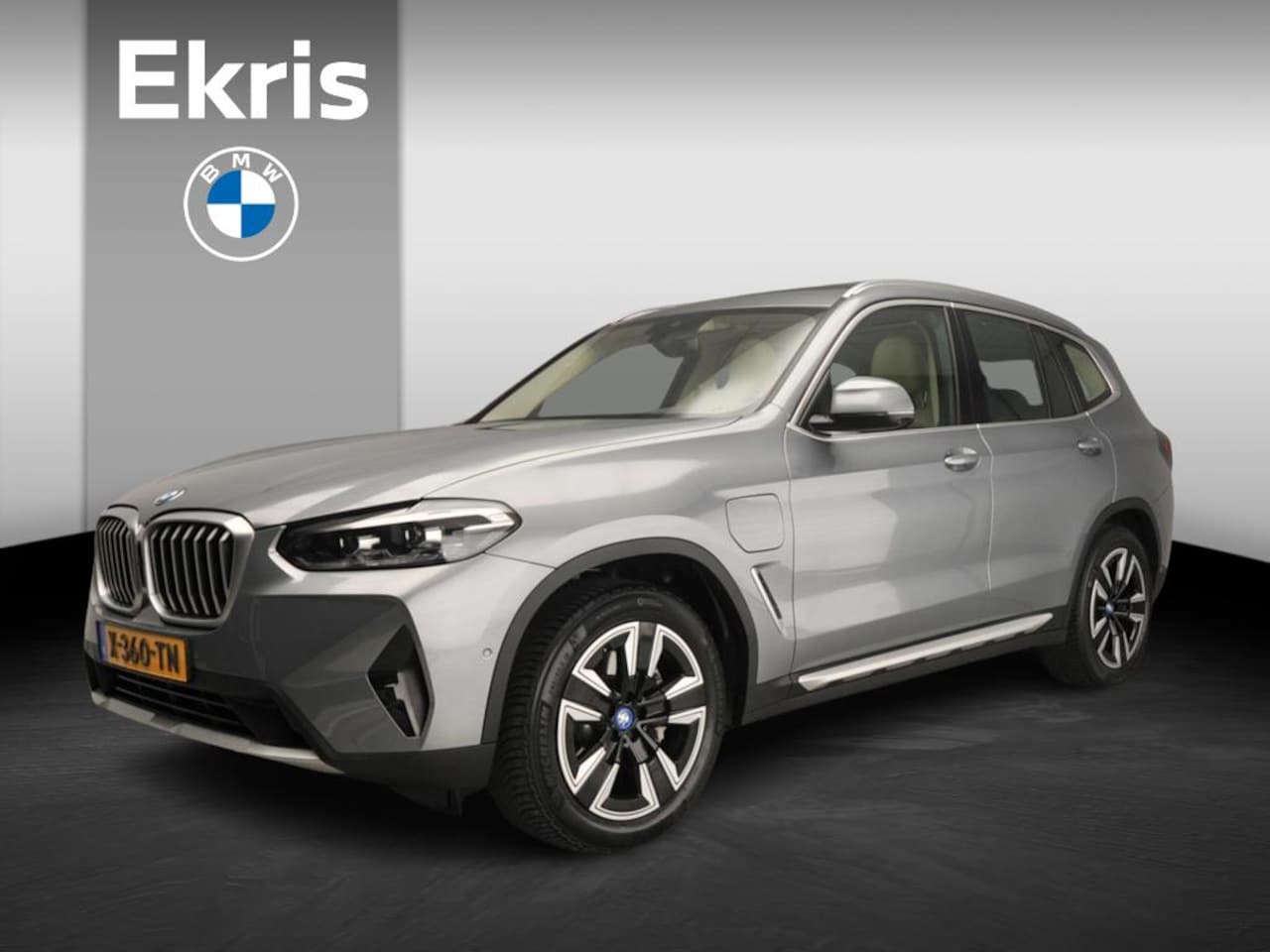 BMW X3 - xDrive30e | LED | Navigatie | Schuifdak | Sportstoelen | PDC | DAB | Hifi speakers | Alu 1 - AutoWereld.nl