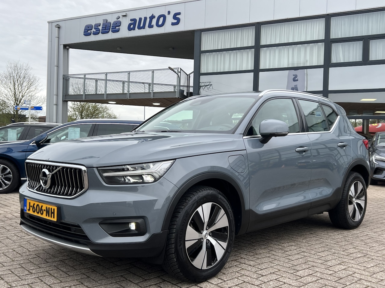 Volvo XC40 - 1.5 T5 Recharge 262 pk Inscription Trekhaak Panoramadak ACC Pilot Assist 360 Camera Leder - AutoWereld.nl
