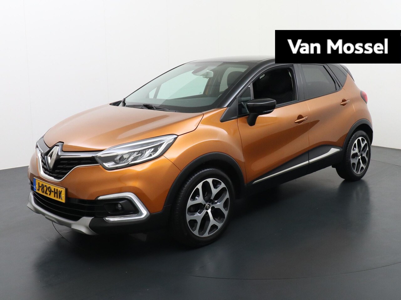 Renault Captur - 0.9 TCe Intens | Navigatie |  Parkeer sensoren | LM velgen | Cruise control - AutoWereld.nl