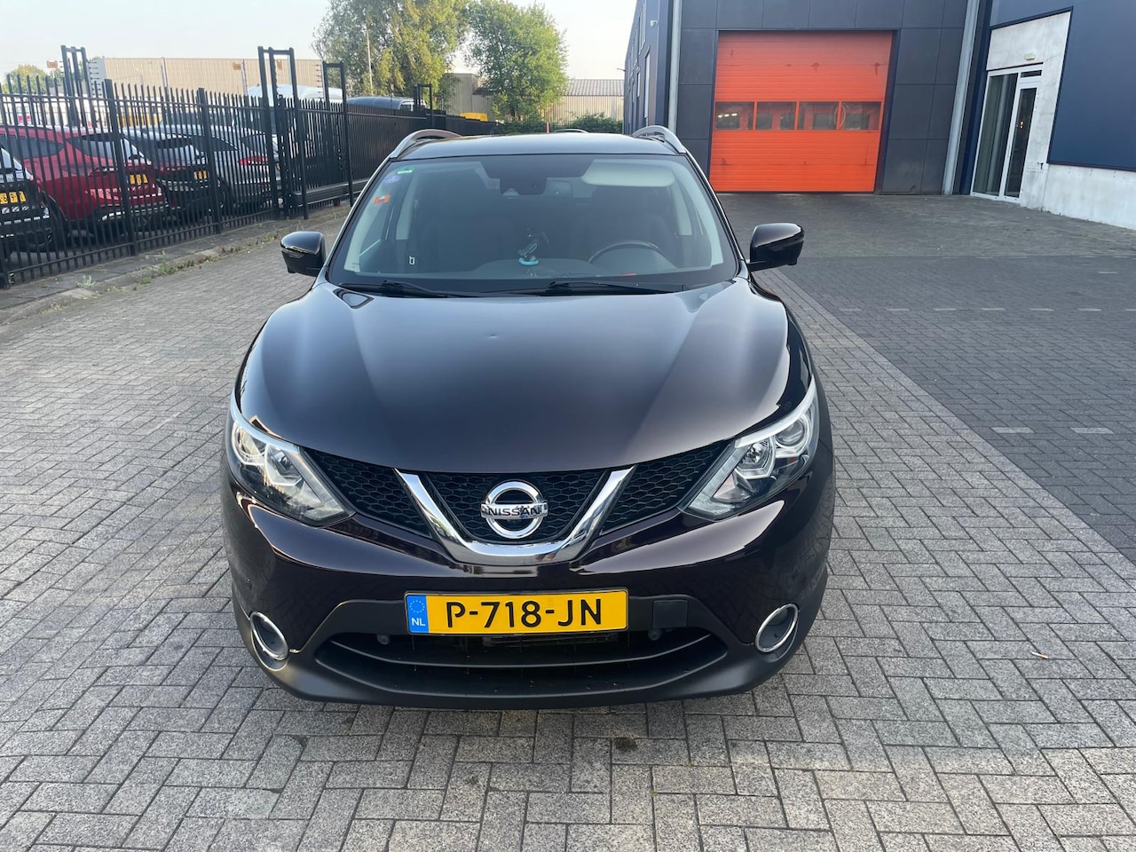 Nissan Qashqai - 1.2 Tekna - AutoWereld.nl