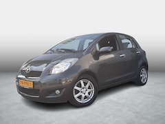 Toyota Yaris - 1.3 VVTi Aspiration All seasonbanden