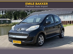 Peugeot 107 - 1.0-12V Urban Move