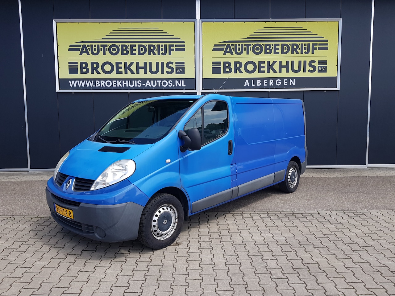 Renault Trafic - 2.0 dCi T29 L2H1 Générique 2.0 dCi T29 L2H1 Générique - AutoWereld.nl