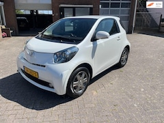 Toyota iQ - 1.0 VVTi Aspiration