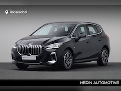 BMW 2-serie Active Tourer - 225e xDrive M-Sport | Trekhaak | Comfot Access | Driving Assistant Plus | Parkeerhulpsyste