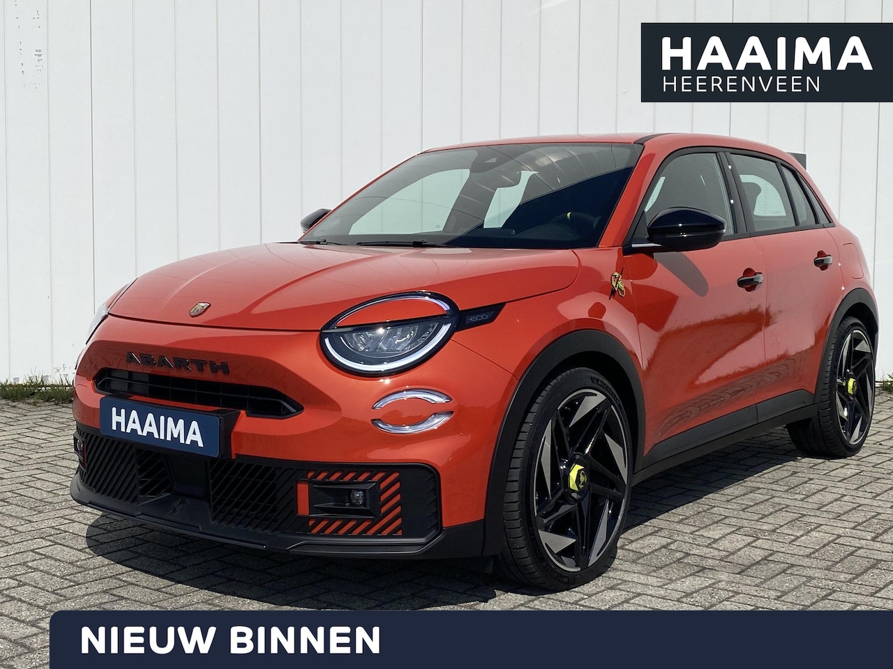 Fiat 600e - Abarth Turismo 240PK | NIEUW | Alcantara Bekleding | Apple Carplay & Android Auto | Shock - AutoWereld.nl