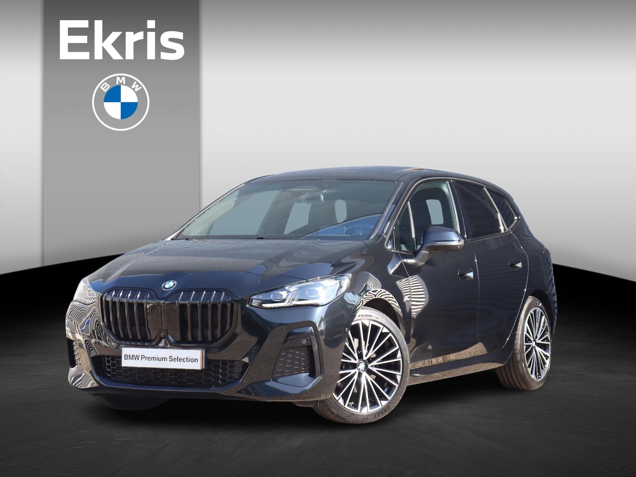 BMW 2-serie Active Tourer - 220i | M Sportpakket | Panodak | Trekhaak | Head-Up | Elektr. Voorstoelen | Comfort Access - AutoWereld.nl