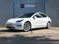 Tesla Model 3 - Long Range AWD 75 kWh Trekhaak (1.000kg), AutoPilot, 19" Aluminium wielen