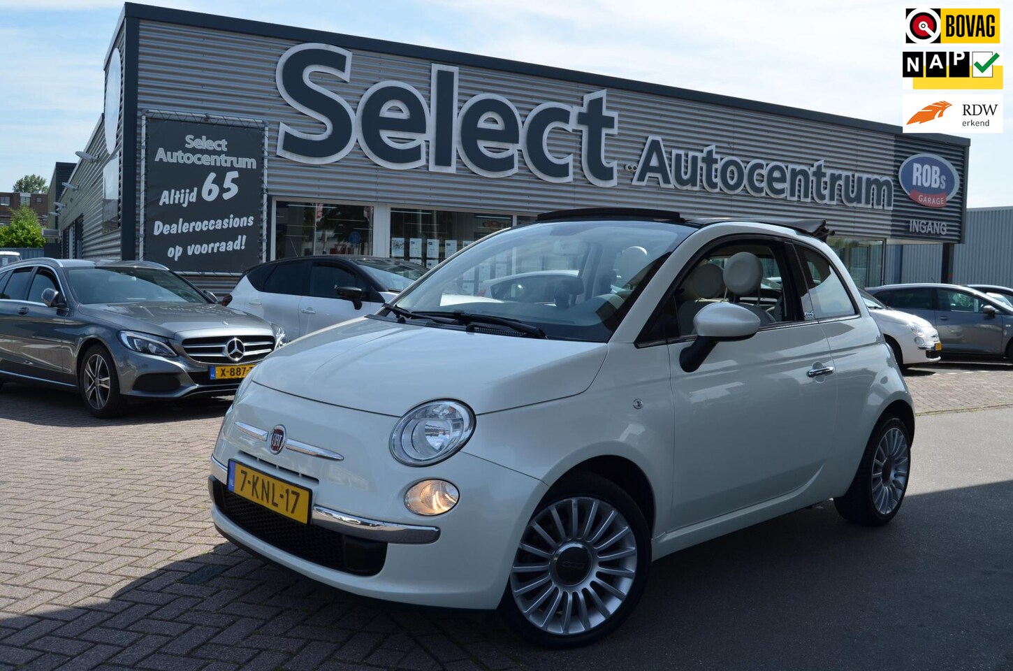 Fiat 500 C - 0.9 TwinAir Lounge|86PK|HALF LEER|16"VELGEN|AIRCO|PARKEERSENSOREN|1E EIGNR.BOEKJES - AutoWereld.nl