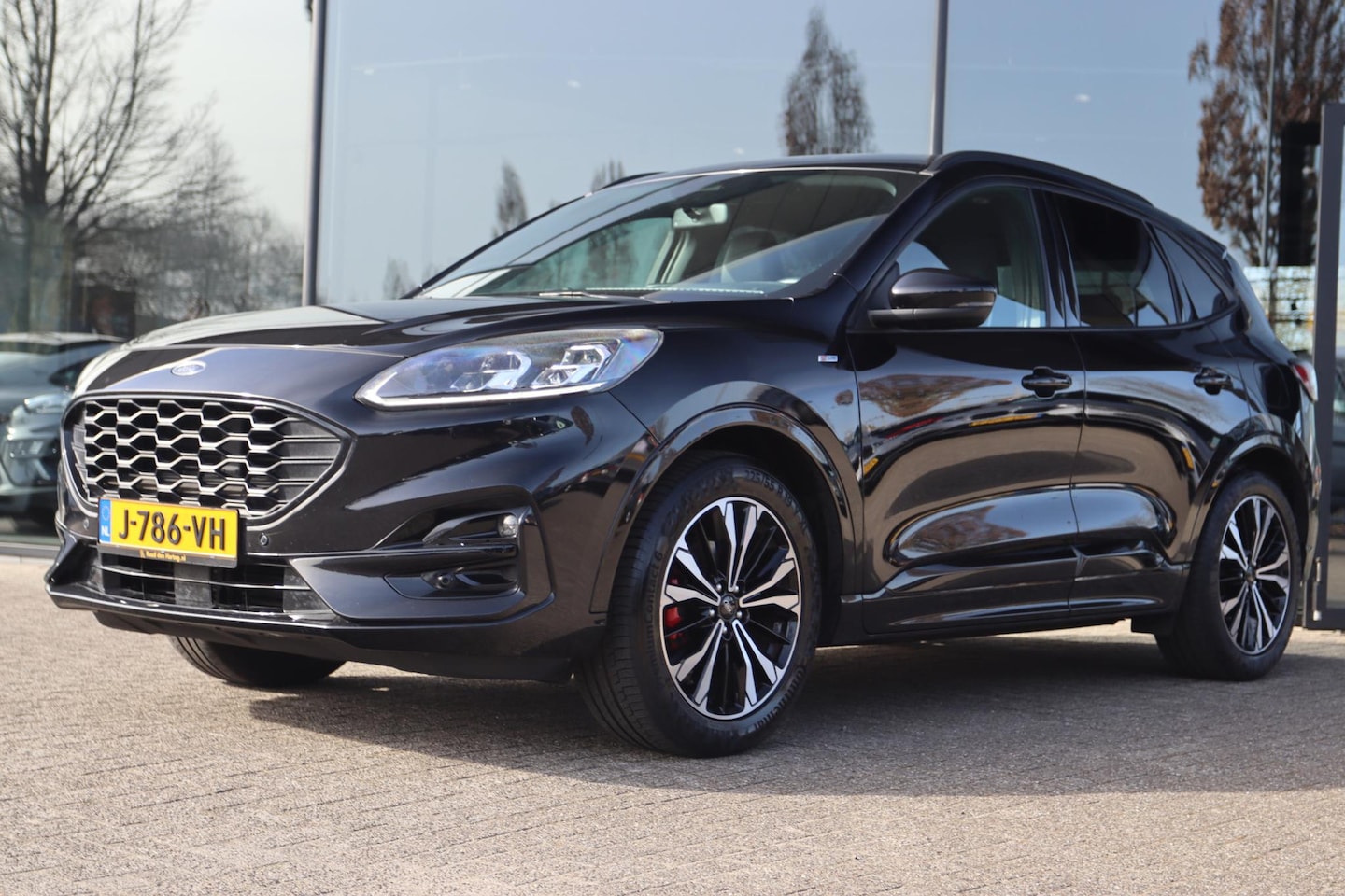 Ford Kuga - 1.5 ECOBOOST ST-LINE X | ELEK. TREKHAAK | B&O | HALF LEDER | CARPLAY | VOORRUITVERW. | CLI - AutoWereld.nl
