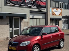 Skoda Fabia - 1.6-16V Ambiente