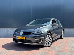 Volkswagen Golf - 1.4 TSI GTE * Navi *Cruise * Climate * Led * Trekhaak