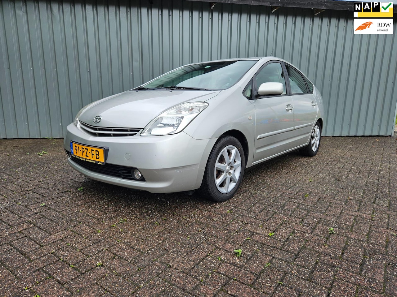 Toyota Prius - 1.5 VVT-i hybrid Clima Automaat - AutoWereld.nl