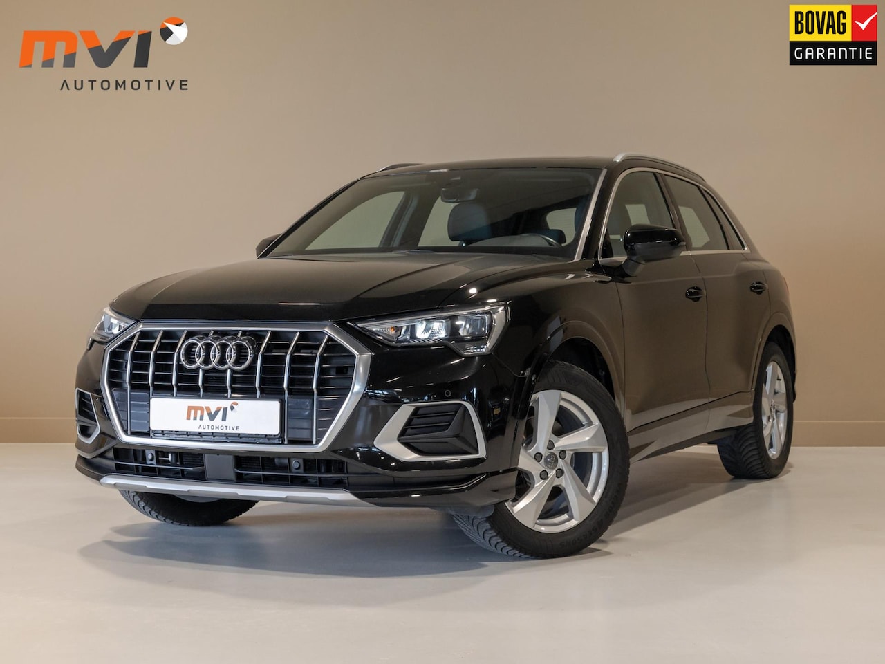 Audi Q3 - 35 TFSI Advanced / 150pk / Panorama dak / Stoelverwarming / Leder / - AutoWereld.nl