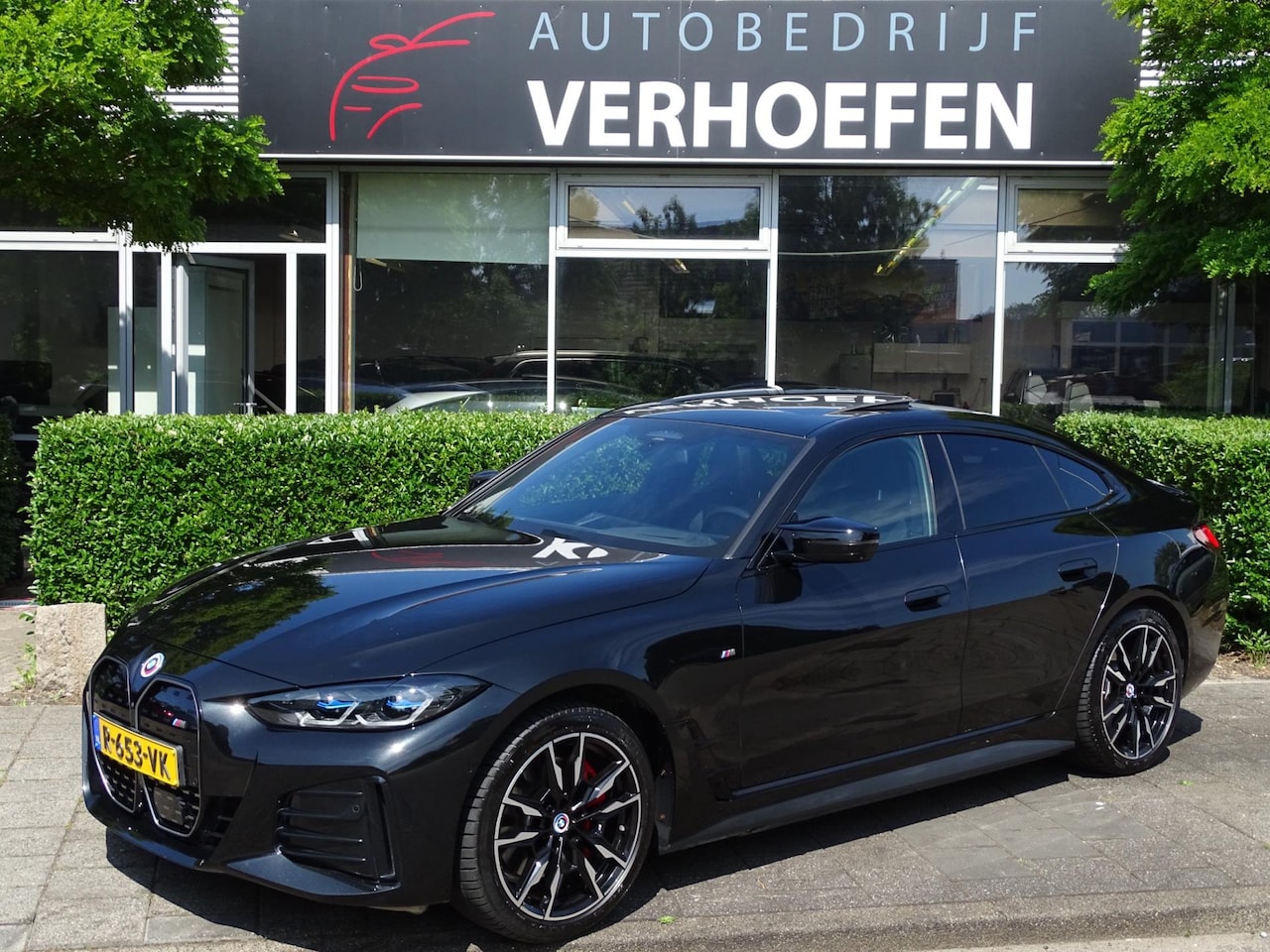 BMW i4 - M50 High Executive 84 kWh - M-PAKKET - PANORAMA - HARMAN/KADRON - 714PK ! - AutoWereld.nl