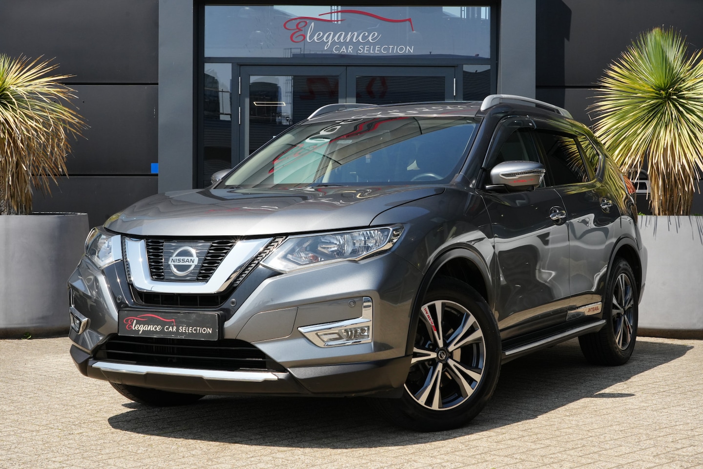 Nissan X-Trail - 1.6 DIG-T N-Connecta 7p. 164pk Panoramadak/Camera/Cruise - AutoWereld.nl