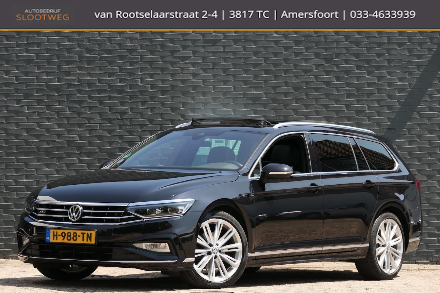 Volkswagen Passat Variant - 1.5 TSI Elegance Business R-Line Leer | Panoramadak | Trekhaak | 19 Inch - AutoWereld.nl