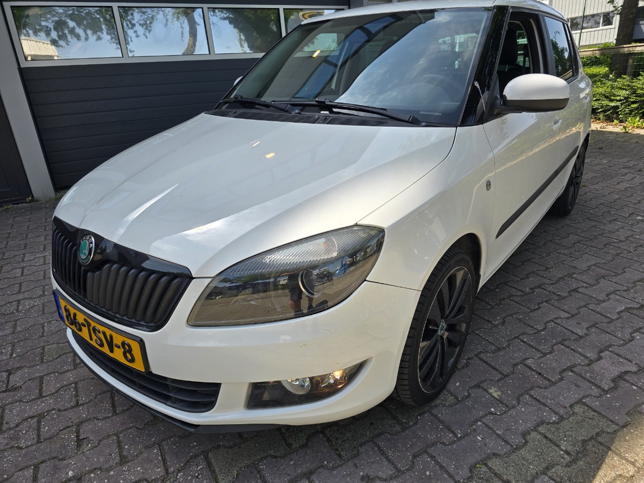 Skoda Fabia - 1.2 TSI LEER AMBITION RS UITVOERING - AutoWereld.nl