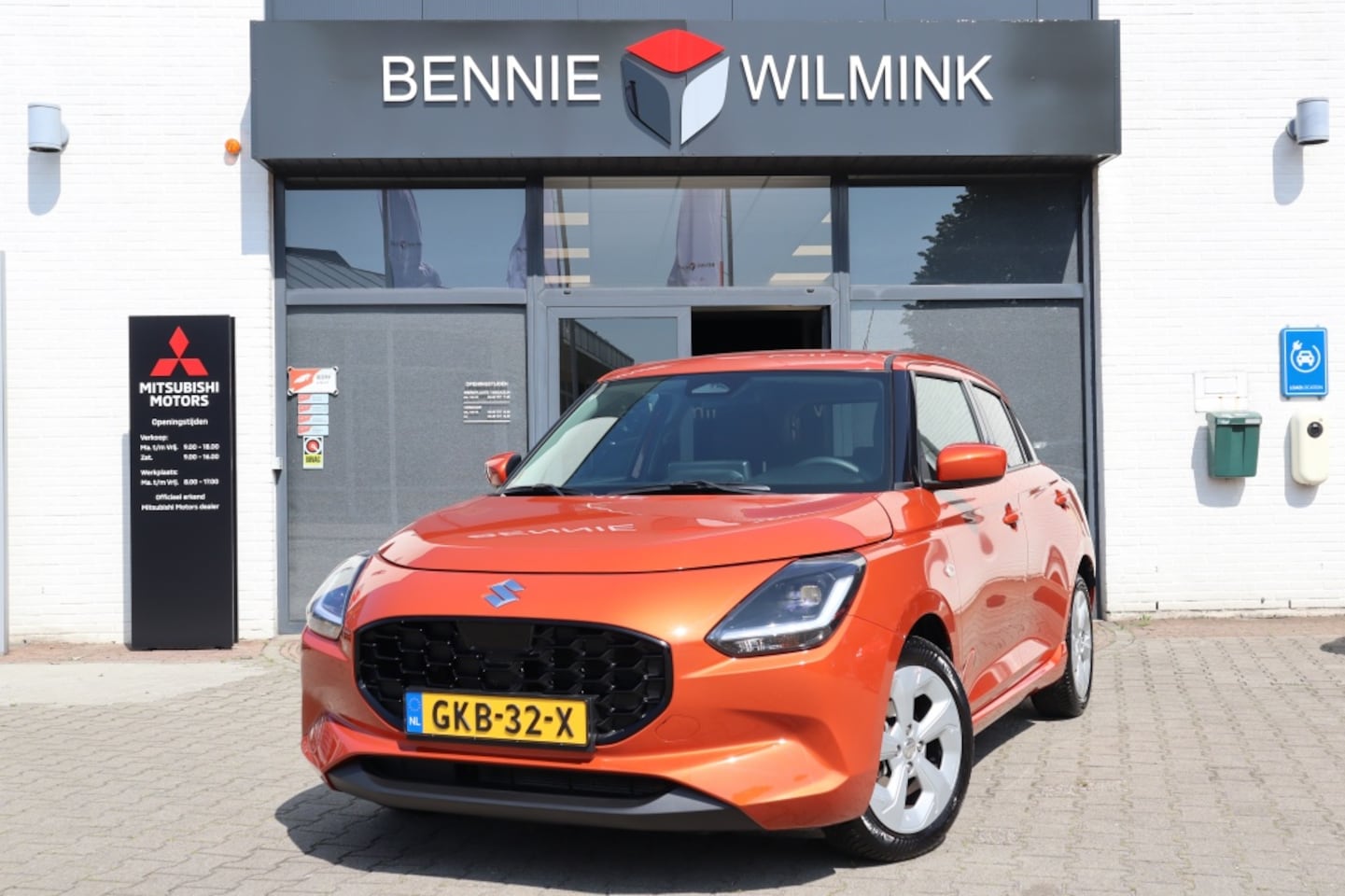 Suzuki Swift - 1.2 Select Hybrid AllSeasons/AdaptiveCruise/Origineel NL auto - AutoWereld.nl
