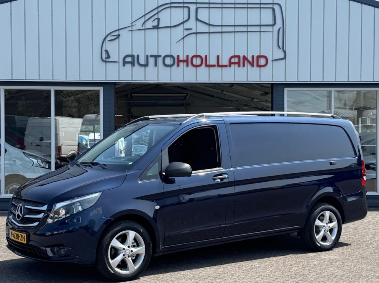 Mercedes-Benz Vito - 114 CDI 100KW 136PK L2H1 EURO 6 AUTOMAAT AIRCO/ CRUISE CONTROL/ TREKHAAK/ 100% DEALERONDER - AutoWereld.nl