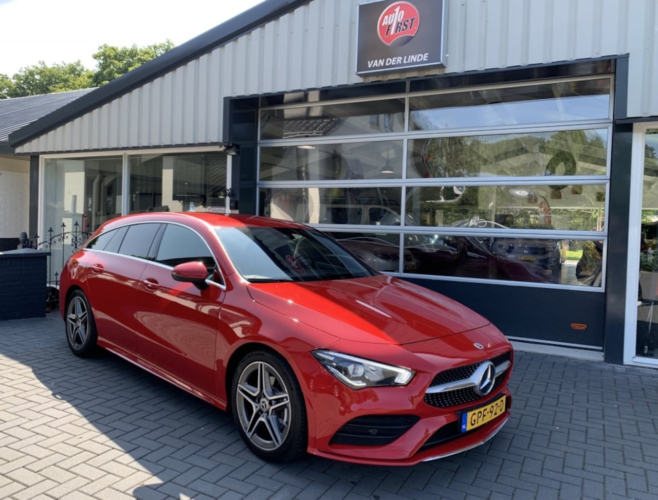 Mercedes-Benz CLA-klasse Shooting Brake - Shooting Brake 180 Premium cruise/airco/lane assist - AutoWereld.nl