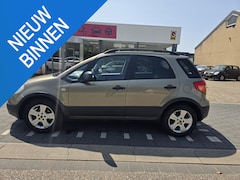 Fiat Sedici - 1.6-16V Dynamic 5 deurs , airco, centrale vergrendeling, elektrische ramen enz