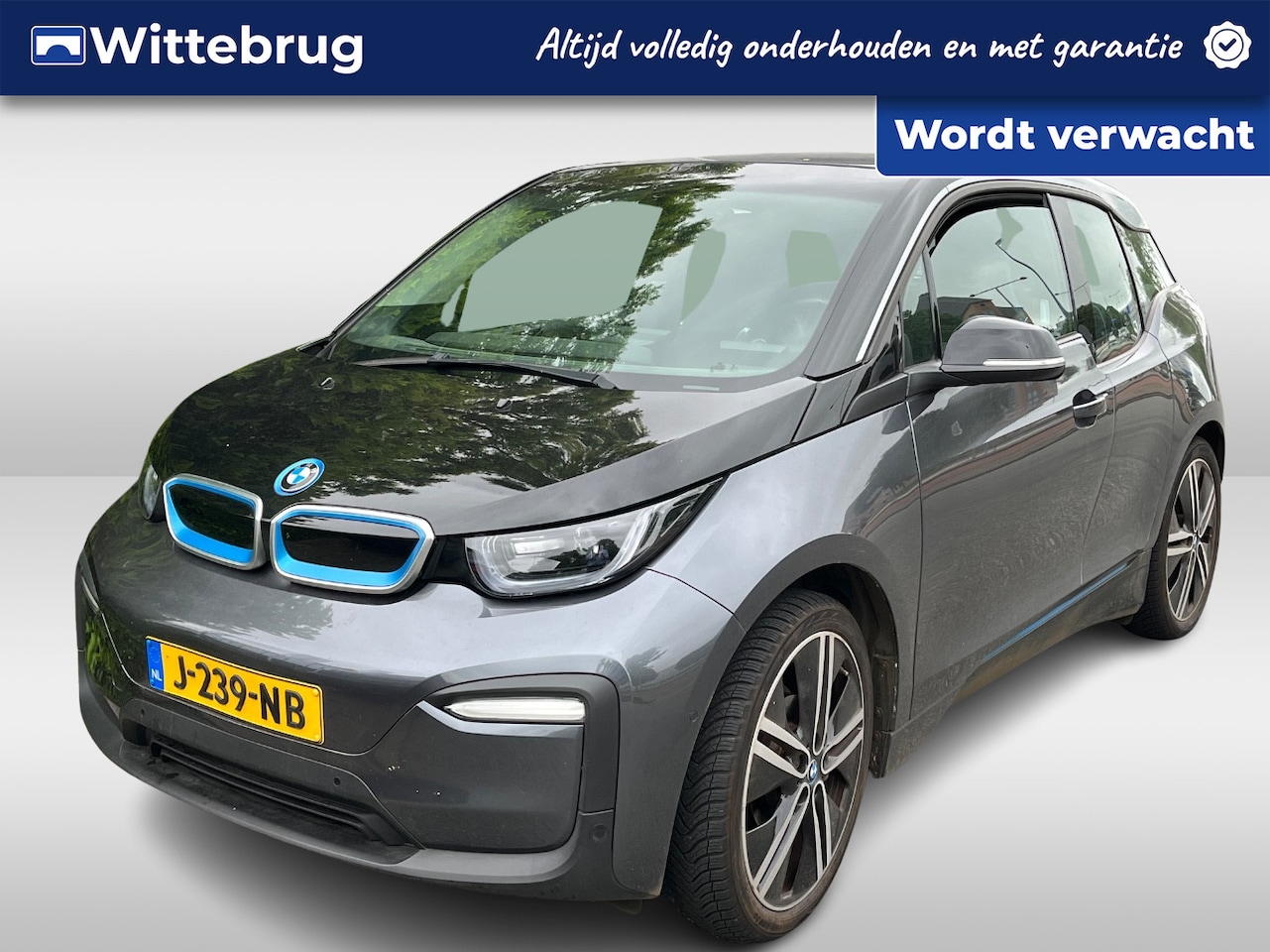 BMW i3 - Executive Edition 120Ah 42 kWh NAVIGATIE | LICHTMETALEN VELGEN | ALL SEASON BANDEN | NETTE - AutoWereld.nl