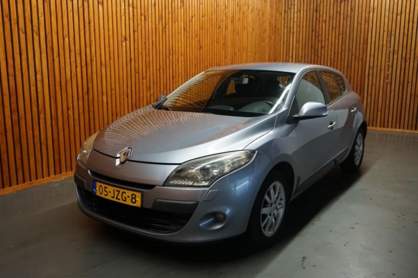 Renault Mégane - HB 1.6 EXPRESSION/ AIRCO - AutoWereld.nl