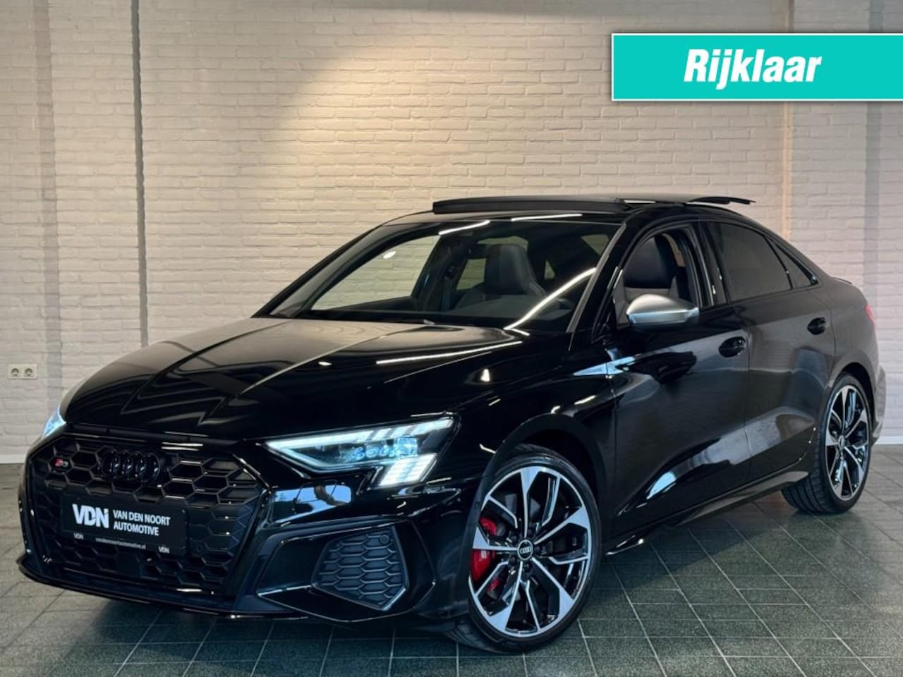 Audi S3 - Limousine 2.0 TFSI Quattro 310pk Pano BenO Virtual Carplay 19'' - AutoWereld.nl