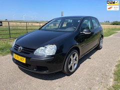 Volkswagen Golf - 1.6 Trendline | 5-deurs, Cruise, Airco, Trekhaak