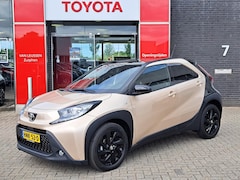 Toyota Aygo X - ENVY AUTOMAAT APPLE/ANDROID CAMERA CLIMA AD-CRUISE LED BLUETOOTH