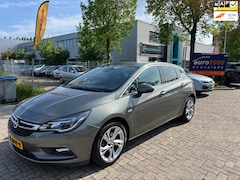 Opel Astra - 1.4 Innovation - CAMERA - KEYLESS - NAP