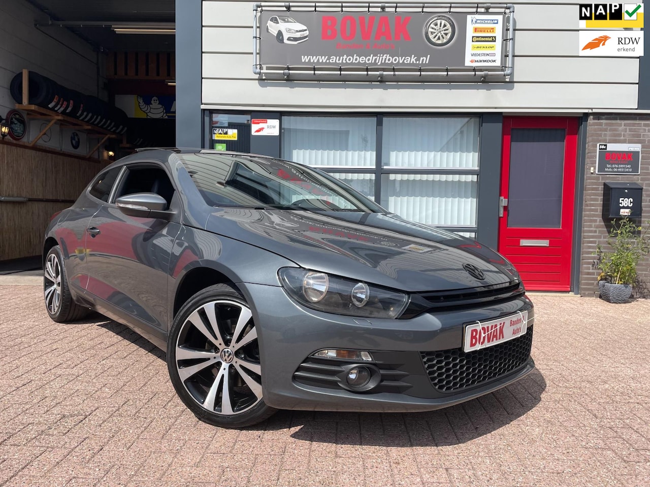 Volkswagen Scirocco - 1.4 TSI Highline Plus Panoramadak Automaat !! - AutoWereld.nl