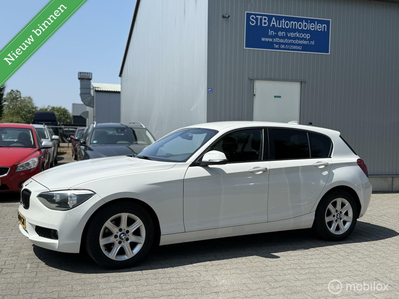 BMW 1-serie - 116i Business 116i Business+, Automaat, 5 deurs - AutoWereld.nl