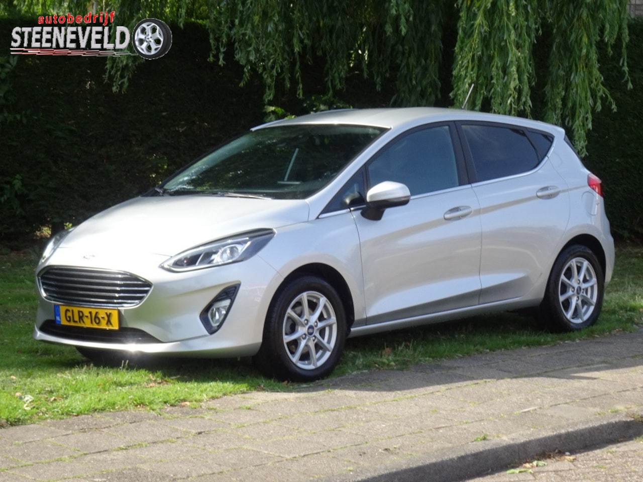 Ford Fiesta - 1.0 100pk Titanium met CarPlay en Parkeersensoren - AutoWereld.nl