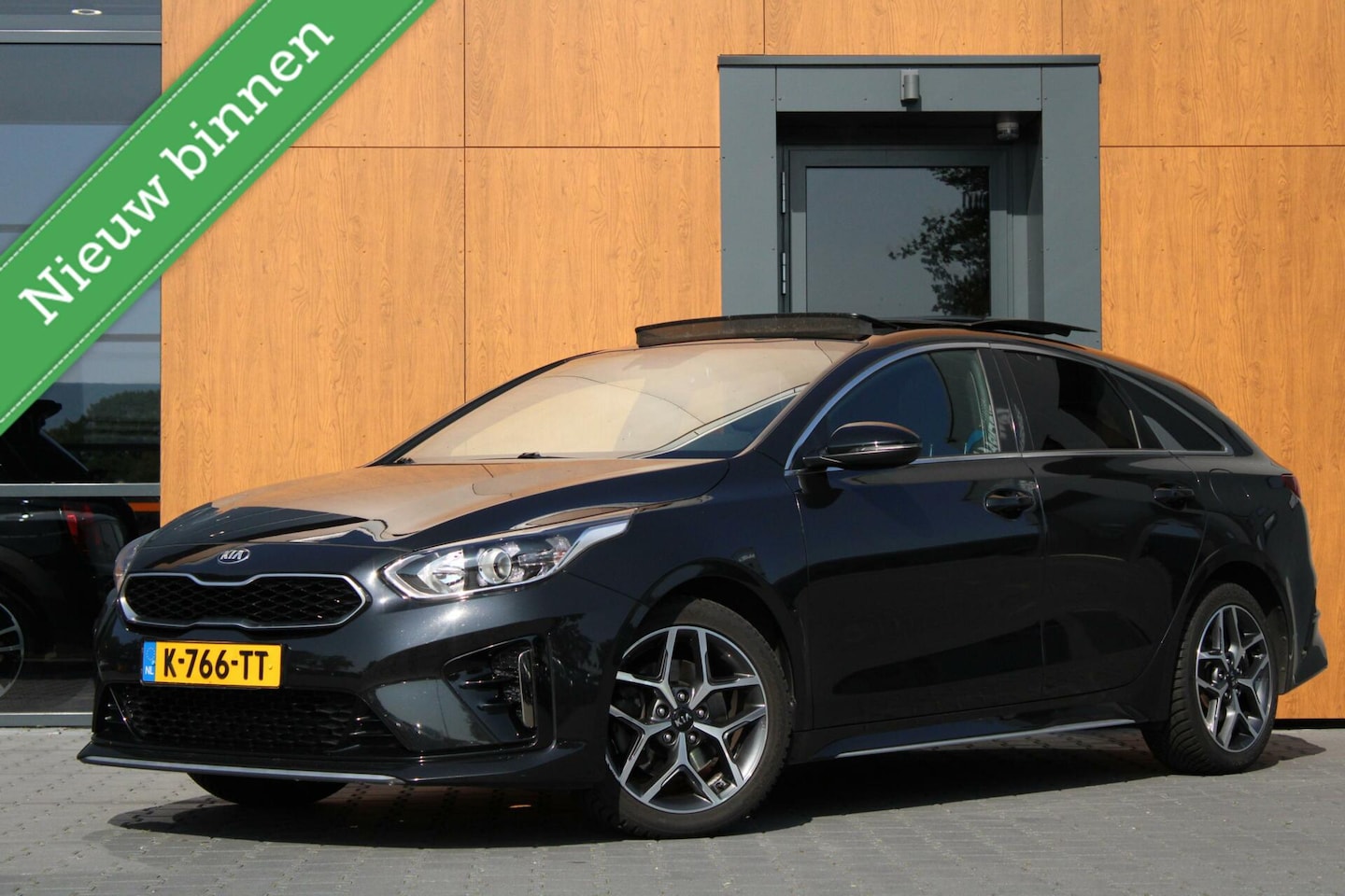 Kia Pro cee'd - 1.5T-GDi MHEV 160PK GT-Line | Panoramadak - AutoWereld.nl