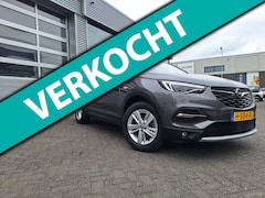 Opel Grandland X - 1.2 Turbo Business Executive*Sportstoelen*Ecc*Navigatie*Pdc*Trekhaak*Dealeronderhouden*Enz