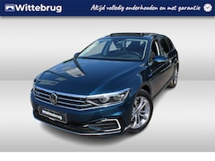 Volkswagen Passat Variant - 1.4 TSI PHEV 218pk GTE DSG Automaat / Leder Nappa / Panorama dak / LED Matrix IQ / Navigat
