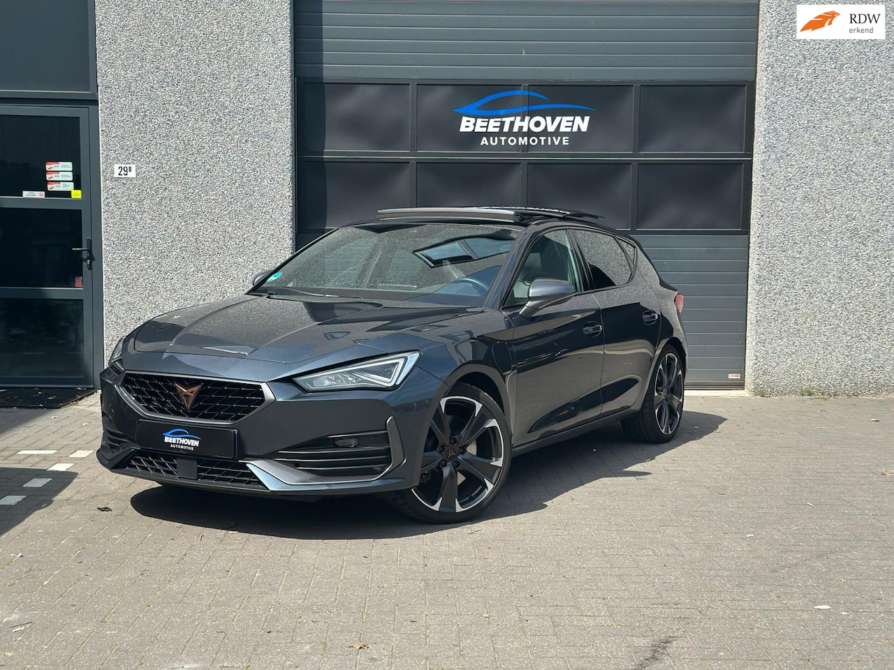 CUPRA Leon - 1.4 e-Hybrid VZ Copper Edition - AutoWereld.nl