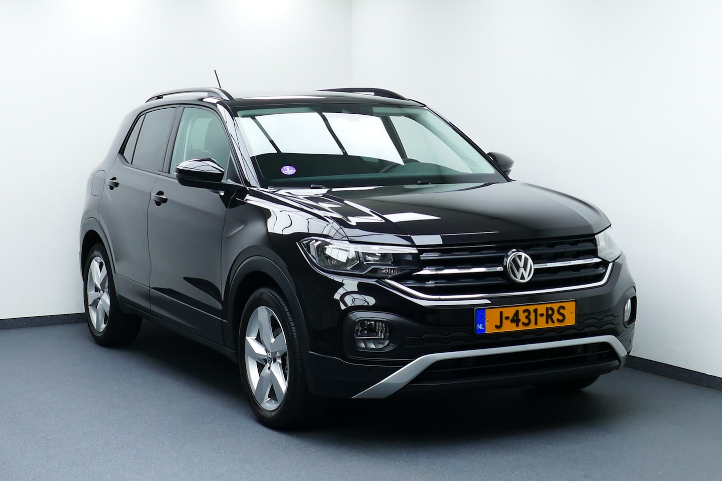 Volkswagen T-Cross - 1.0 TSI Style. Adaptief Cruise, Navi, Clima, StoelVerw, 17"LMV, PDC V+A - AutoWereld.nl