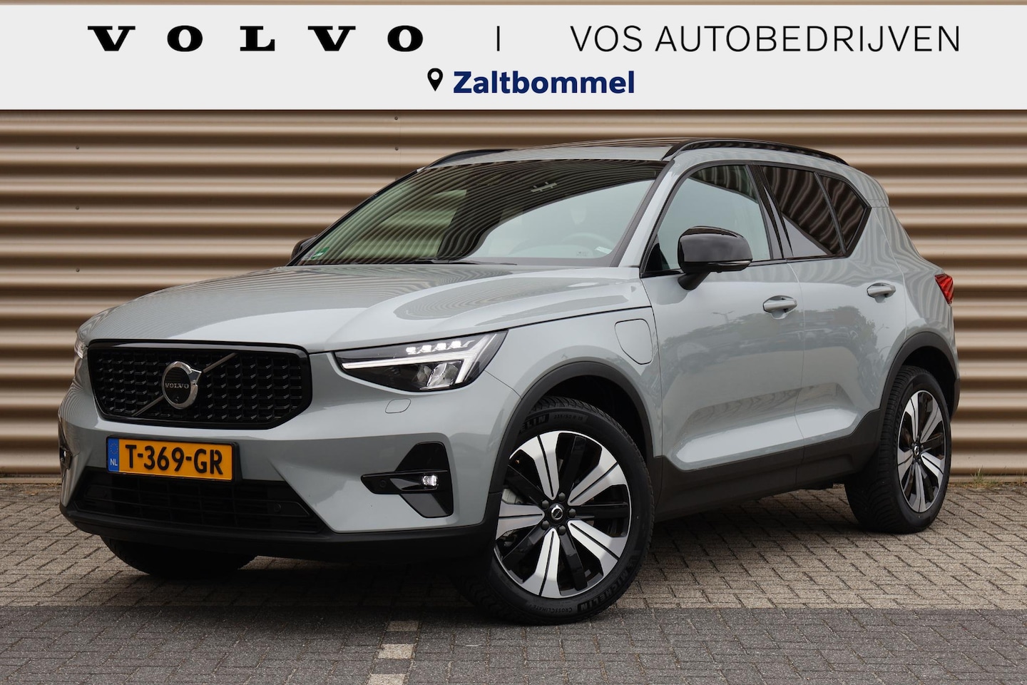 Volvo XC40 - T5 Plug-in hybrid Ultimate Dark | Panoramadak | Harman Kardon | 360 Camera - AutoWereld.nl