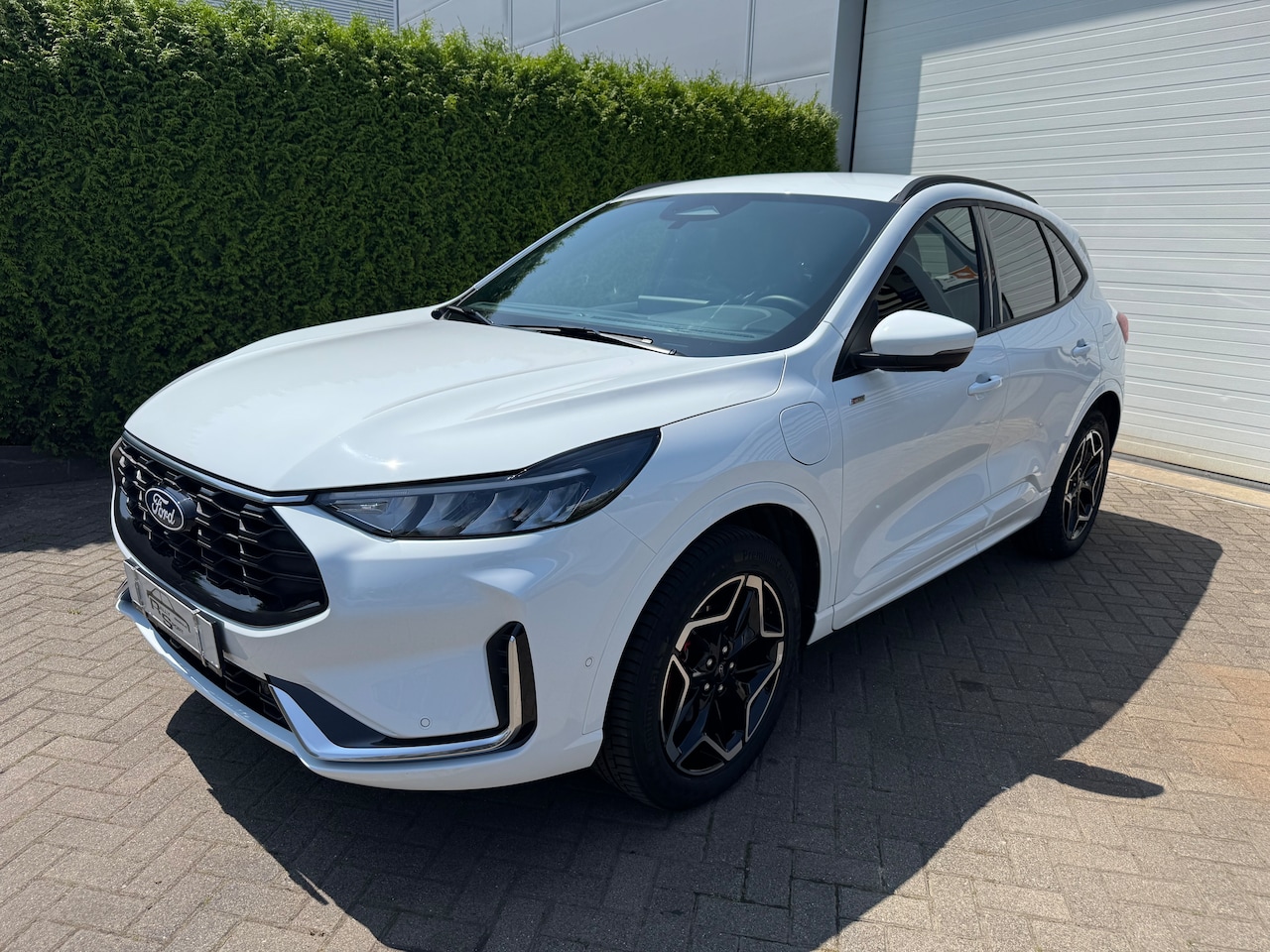 Ford Kuga - 2.5 PHEV ST-Line X 5900km ford garantie - AutoWereld.nl