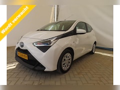 Toyota Aygo - 1.0 VVT-i x-play, Camera Apk 3-2026 VERWACHT