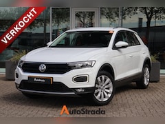 Volkswagen T-Roc - 1.5 Sport TSI 150pk | Carplay | Camera | LED | DAB | Virtual | Automaat | Adaptive | Clima