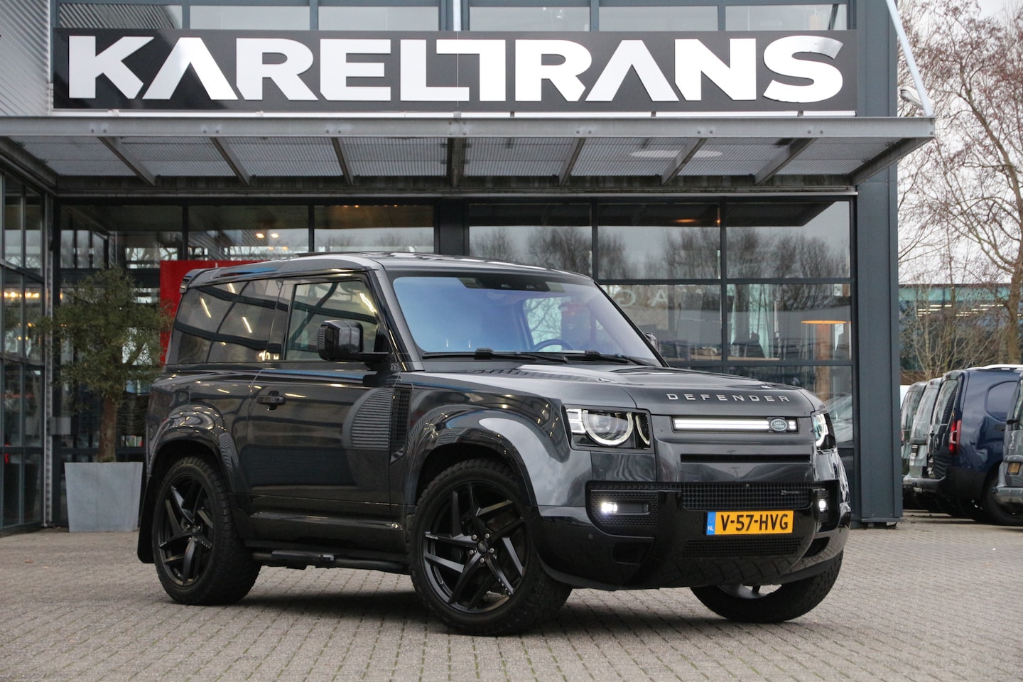 Land Rover Defender 90 - 3.0 D300 | Grijs kenteken | Luchtvering | Panorama | Vol!! - AutoWereld.nl