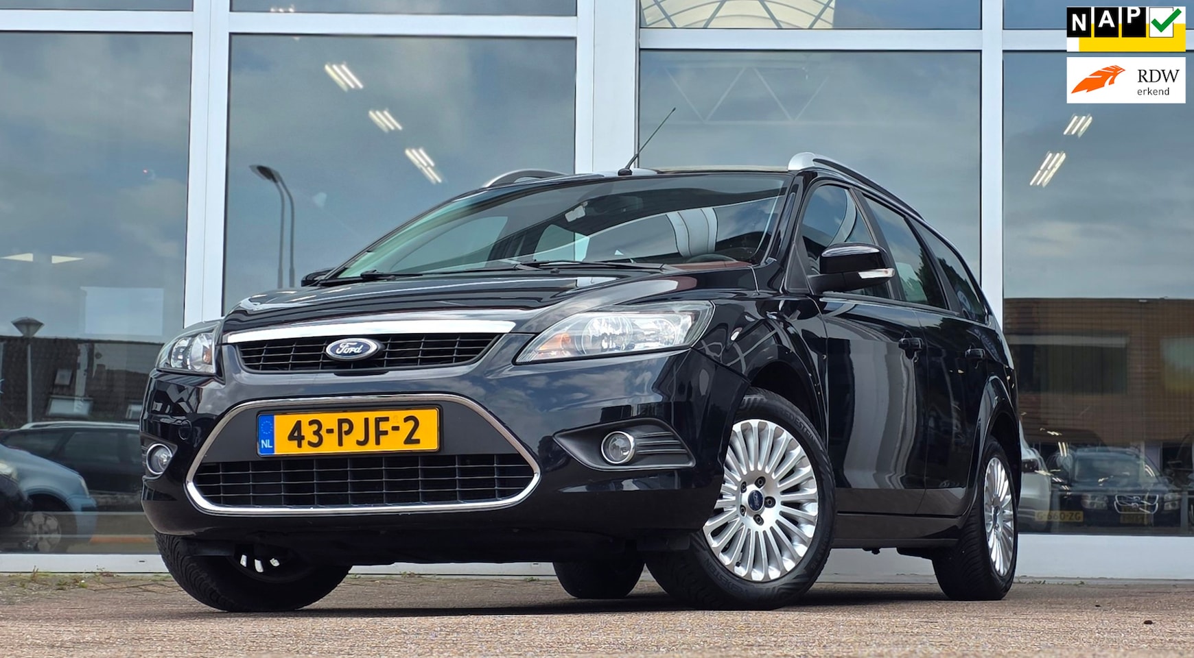 Ford Focus Wagon - 1.8 Limited Flexi Fuel Trekhaak Airco 100% Onderhouden Navi Mooi! - AutoWereld.nl