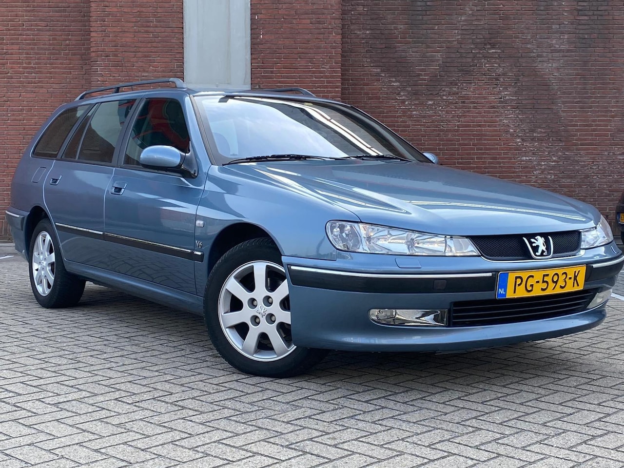 Peugeot 406 Break - 3.0-24V V6 Gentry|AUTOMAAT|LEDER|1EIG|DEALER-ONDERHOUDEN - AutoWereld.nl