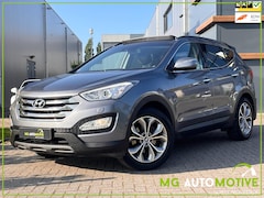 Hyundai Santa Fe - 2.4i GDI 4WD i-Catcher 7p | Navi | Pano | Trekhaak | Full option