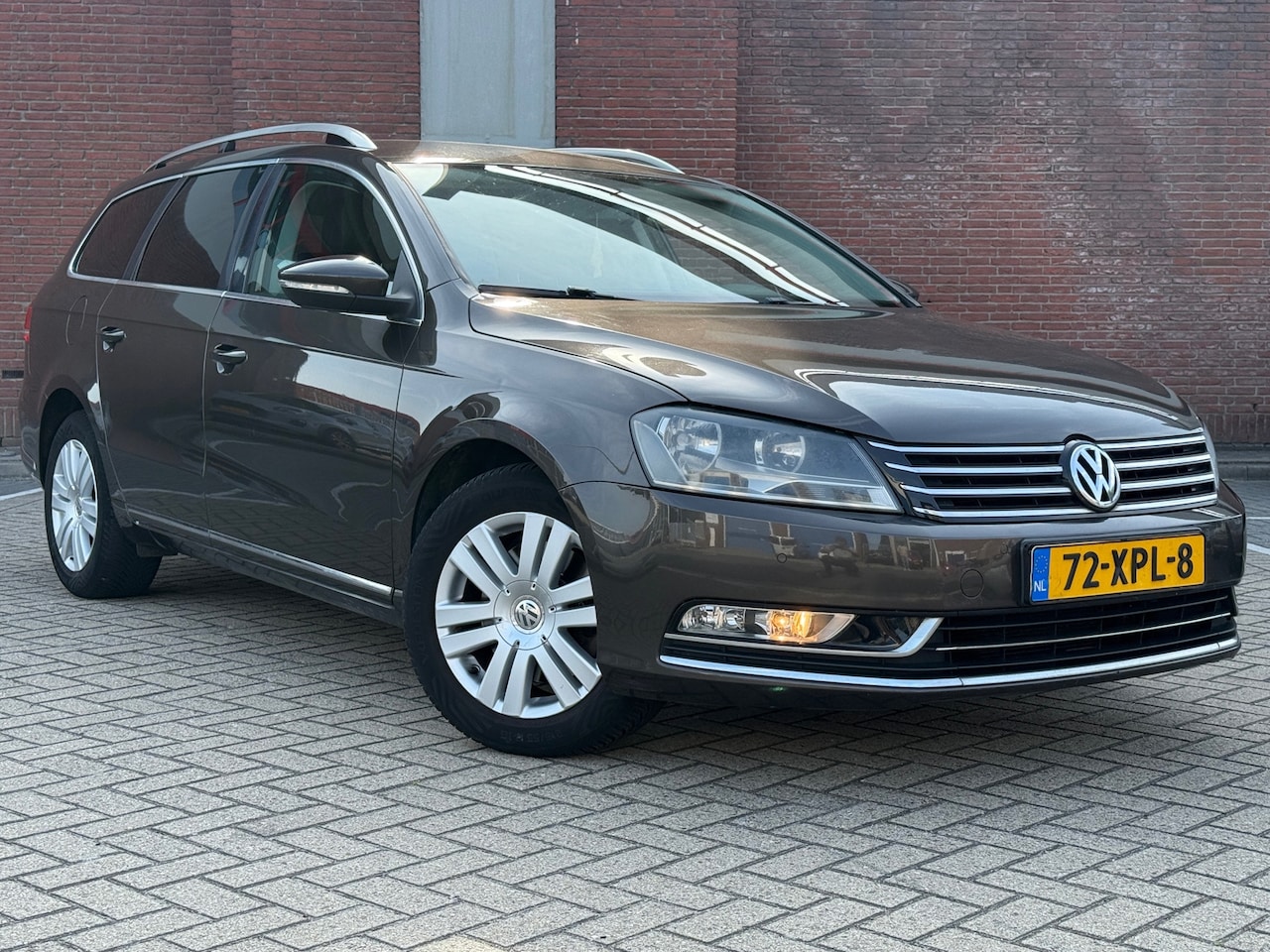 Volkswagen Passat Variant - 1.4 TSI High Executive|AUTOMAAT|LEDER|PDC|NAVI|TREKHAAK - AutoWereld.nl